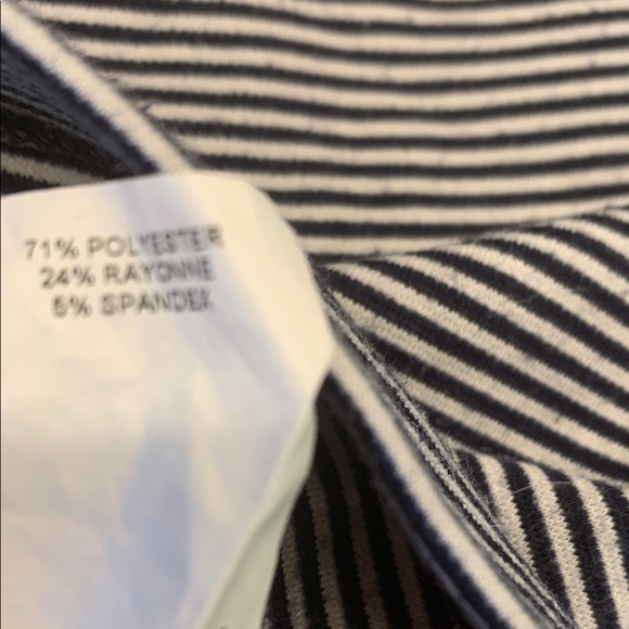 Joe Fresh blue and White Skirt size large - Picture 3 of 3